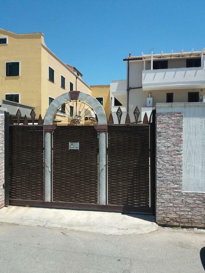 Апартаменти Casa Graziella Сант'Антьоко Екстер'єр фото